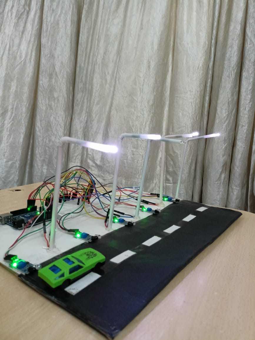 Vehicle Movement Street Light With Automatic Light Sensing